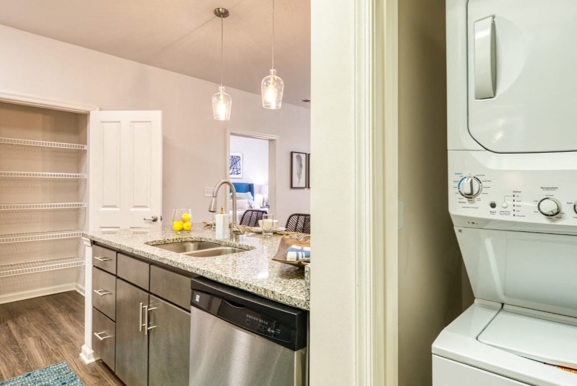 Photos of Crossroads Station Apartments in Fredericksburg, VA